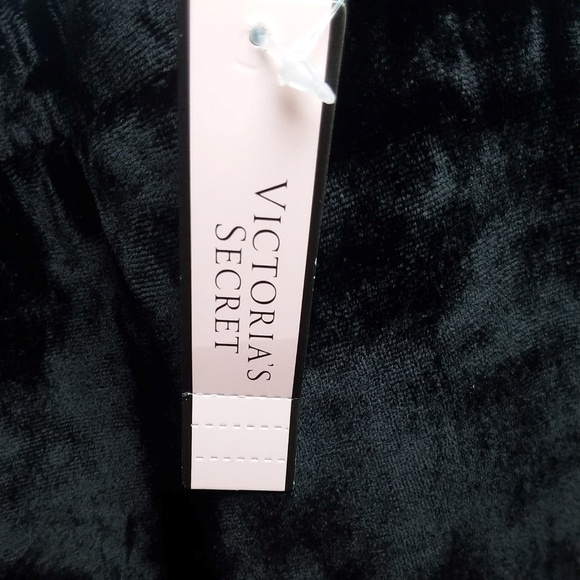 NEW VICTORIA'S SECRET Crushed Velvet Handbag Tote - Picture 5 of 5